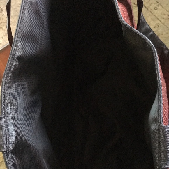 BUSH GARDENS RED SPARKLE TOTE - Picture 2 of 4